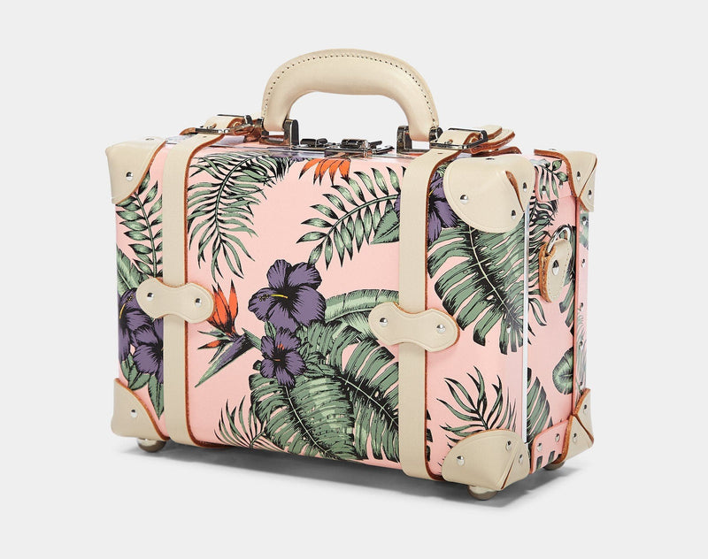 Angled product view of the vanity Botanist fibreboard suitcase in pink
