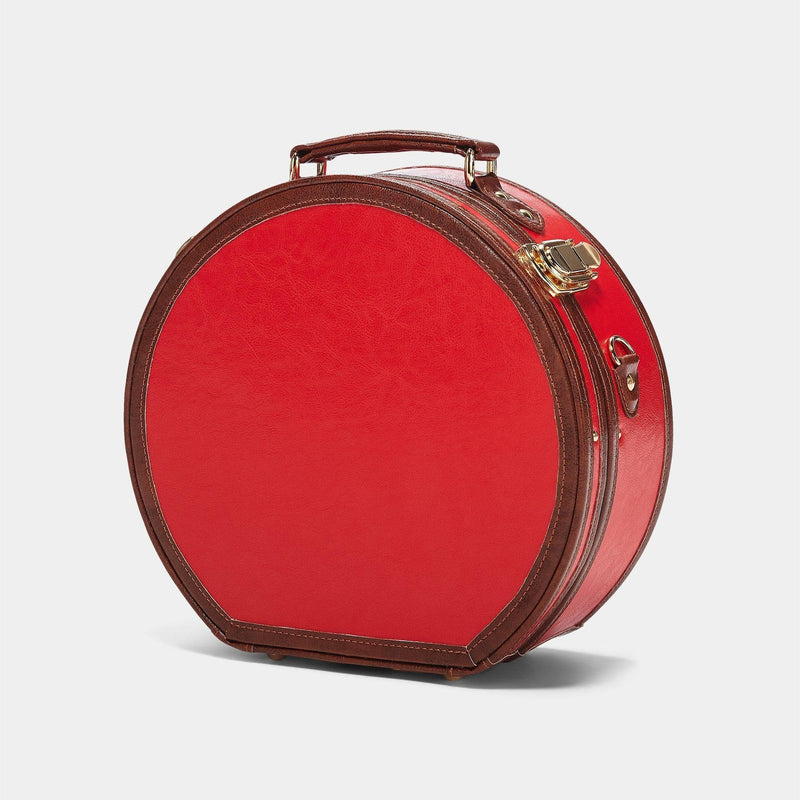 Angled product view of the small hatbox Entrepreneur vegan leather suitcase in red