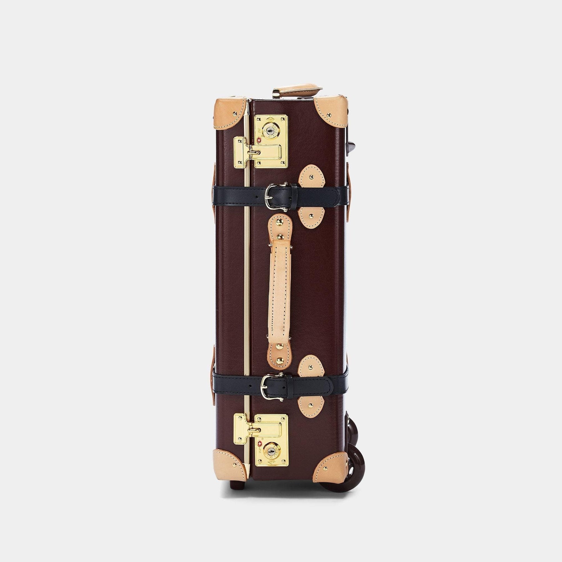Side product view of the carry-on Architect leather suitcase in burgundy